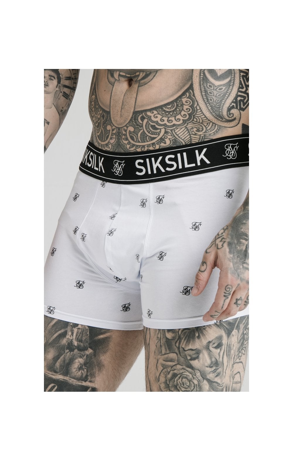 Cargar imagen en el visor de la galería, SikSilk Logo Taped Boxer Shorts (2 Pack) - White &amp; Black Pack of 2 Boxers - 1 White pair and 1 Black pair (2)