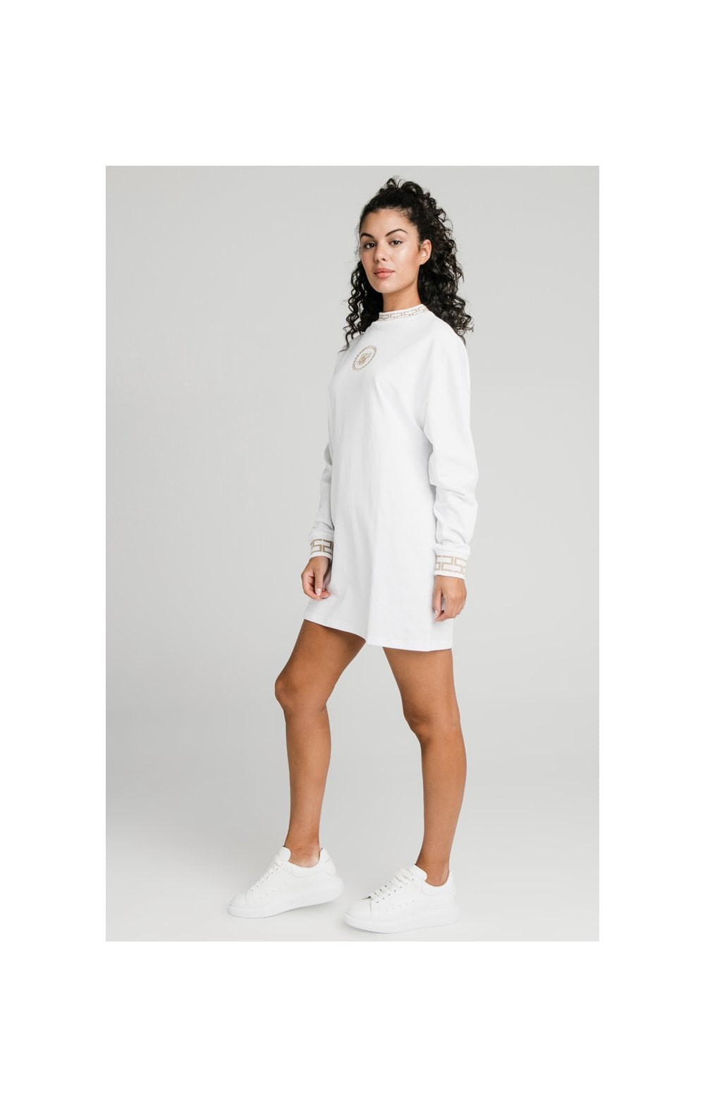 Cargar imagen en el visor de la galería, SikSilk Luxury Sweatshirt Dress - White (5)