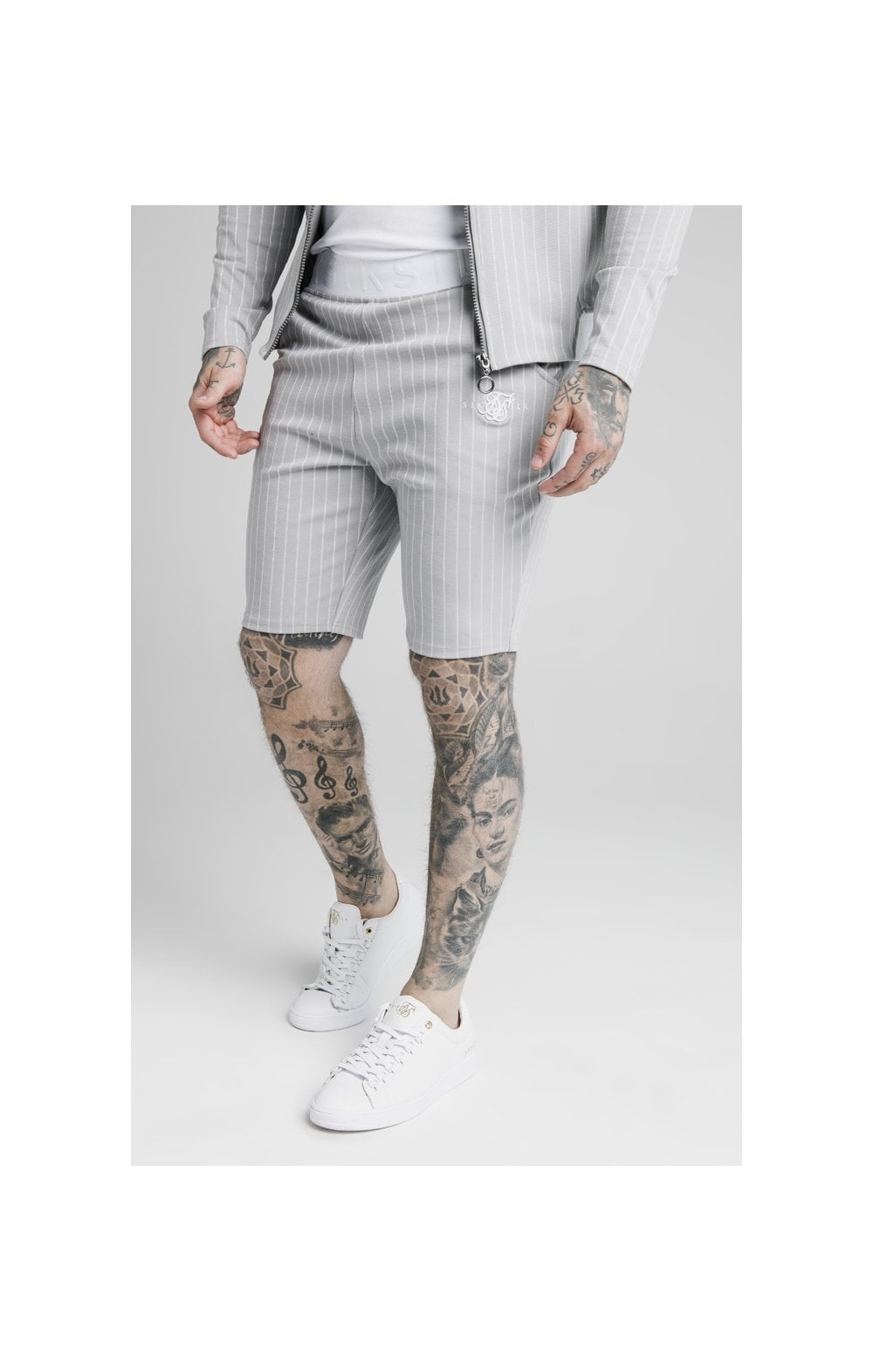 Cargar imagen en el visor de la galería, SikSilk Dual Stripe Poly Shorts - Grey &amp; White