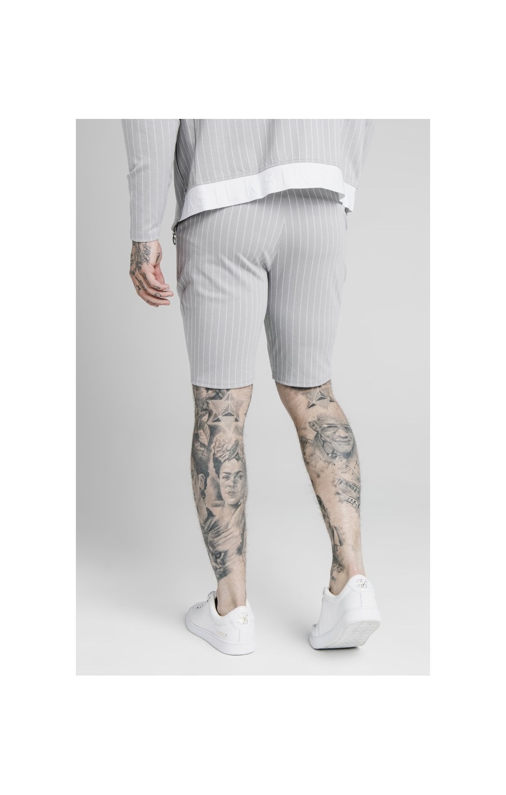 Cargar imagen en el visor de la galería, SikSilk Dual Stripe Poly Shorts - Grey &amp; White (1)