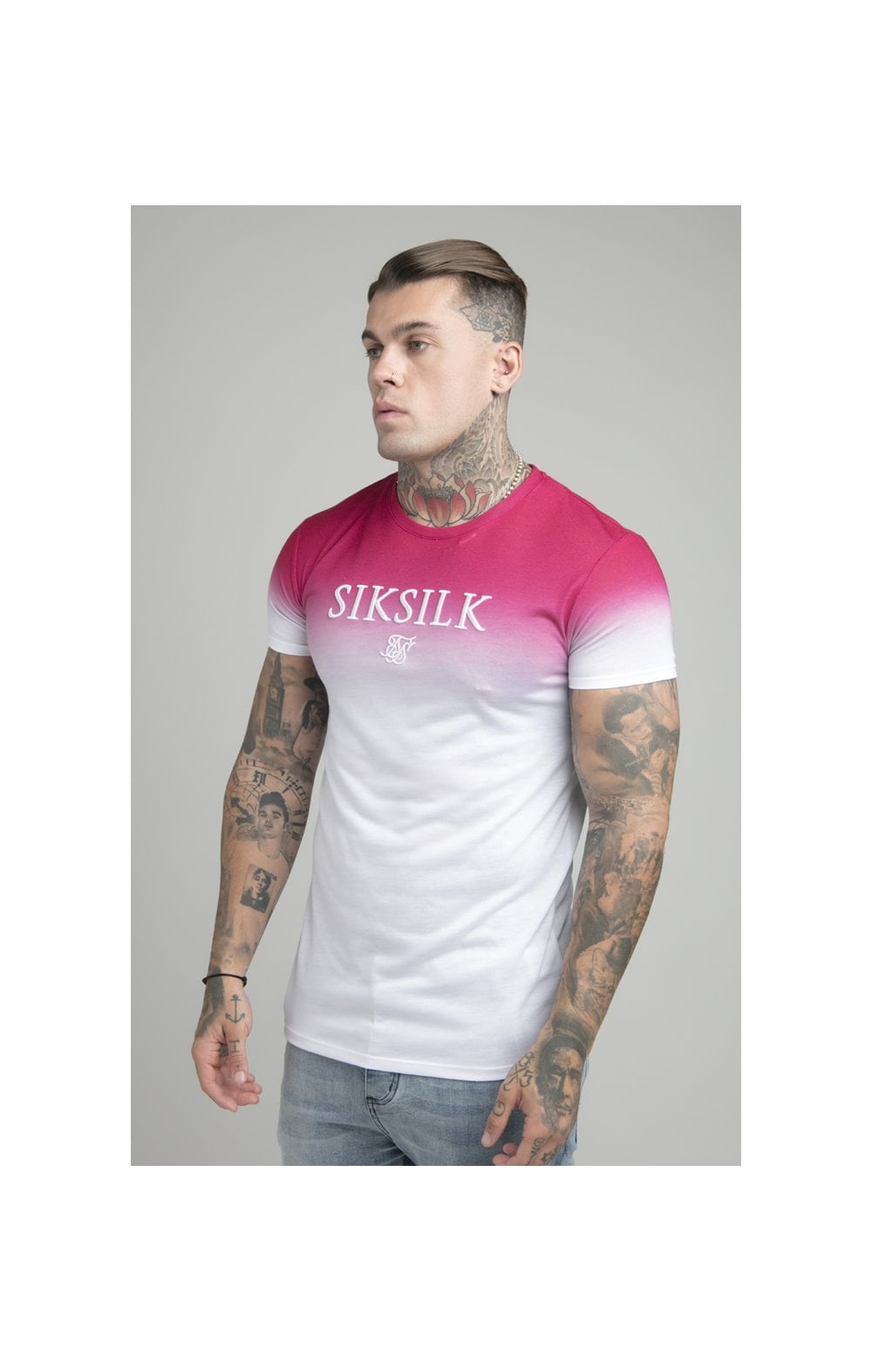 Cargar imagen en el visor de la galería, Pink Embroidered Muscle Fit T-Shirt