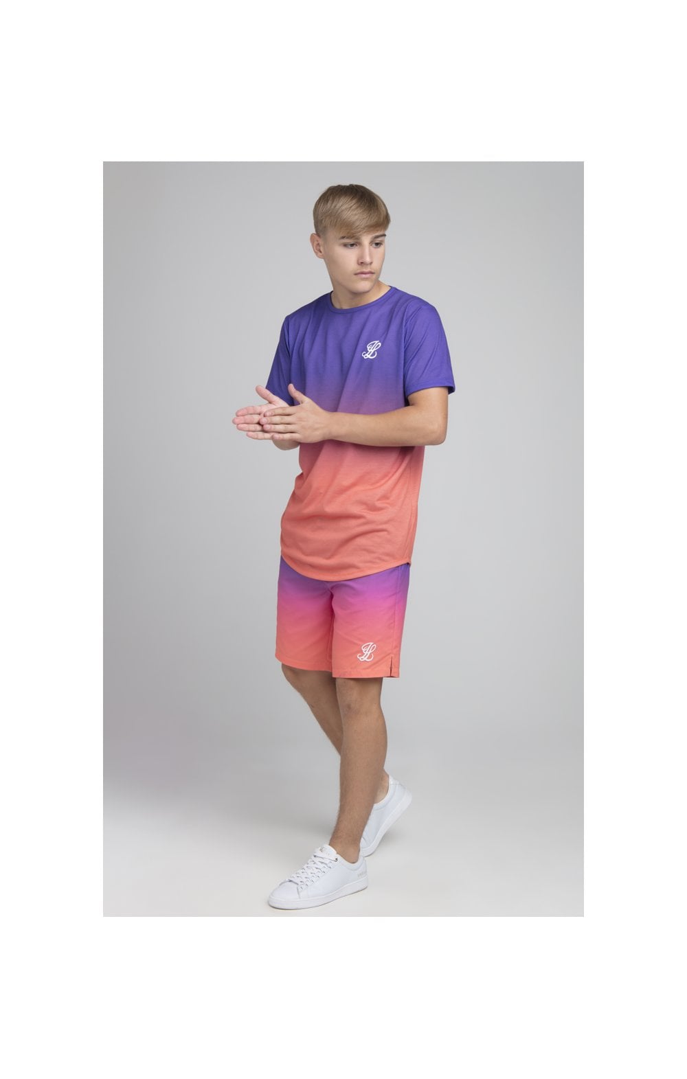 Cargar imagen en el visor de la galería, Boys Illusive Purple Fade T-Shirt (4)