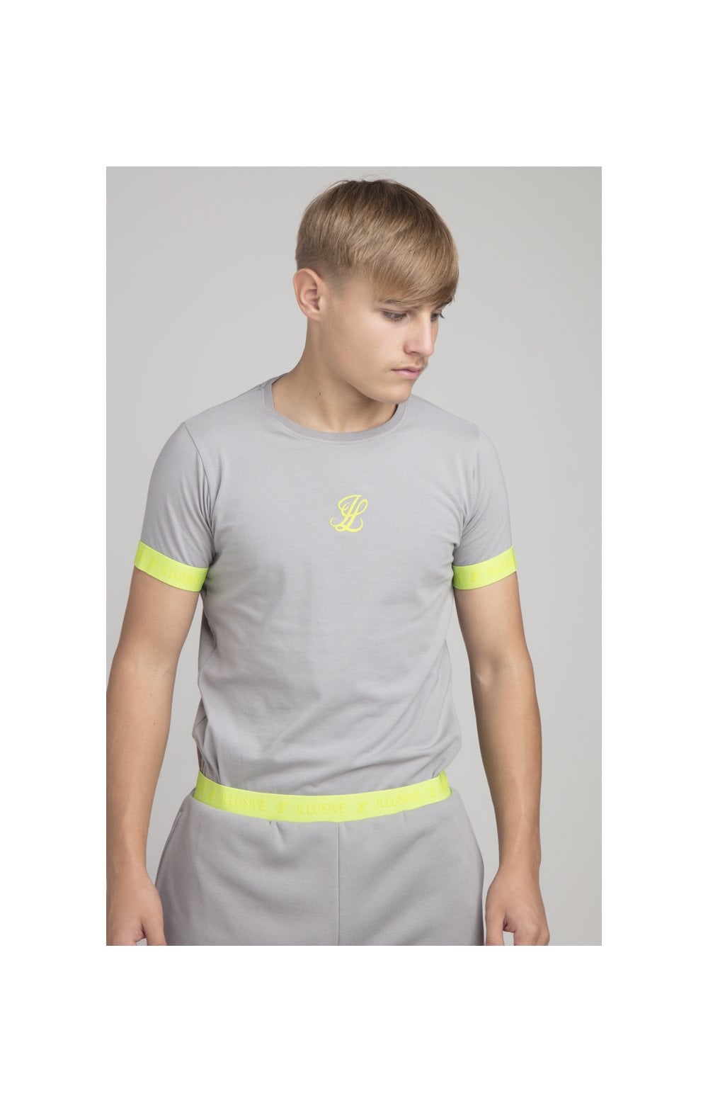 Cargar imagen en el visor de la galería, Boys Illusive Grey Taped T-Shirt