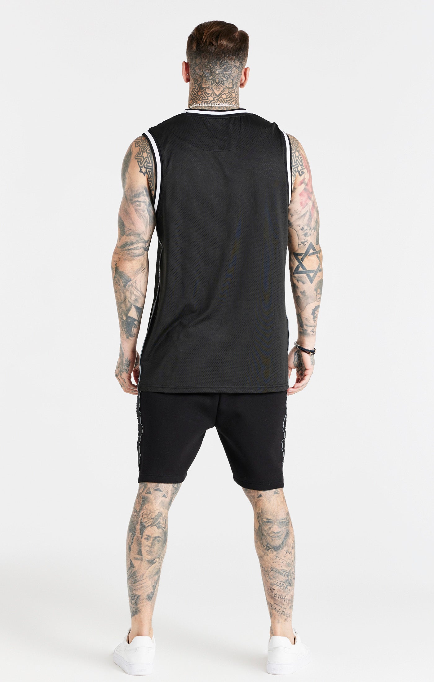 Cargar imagen en el visor de la galería, Black Tape Basketball Vest (4)