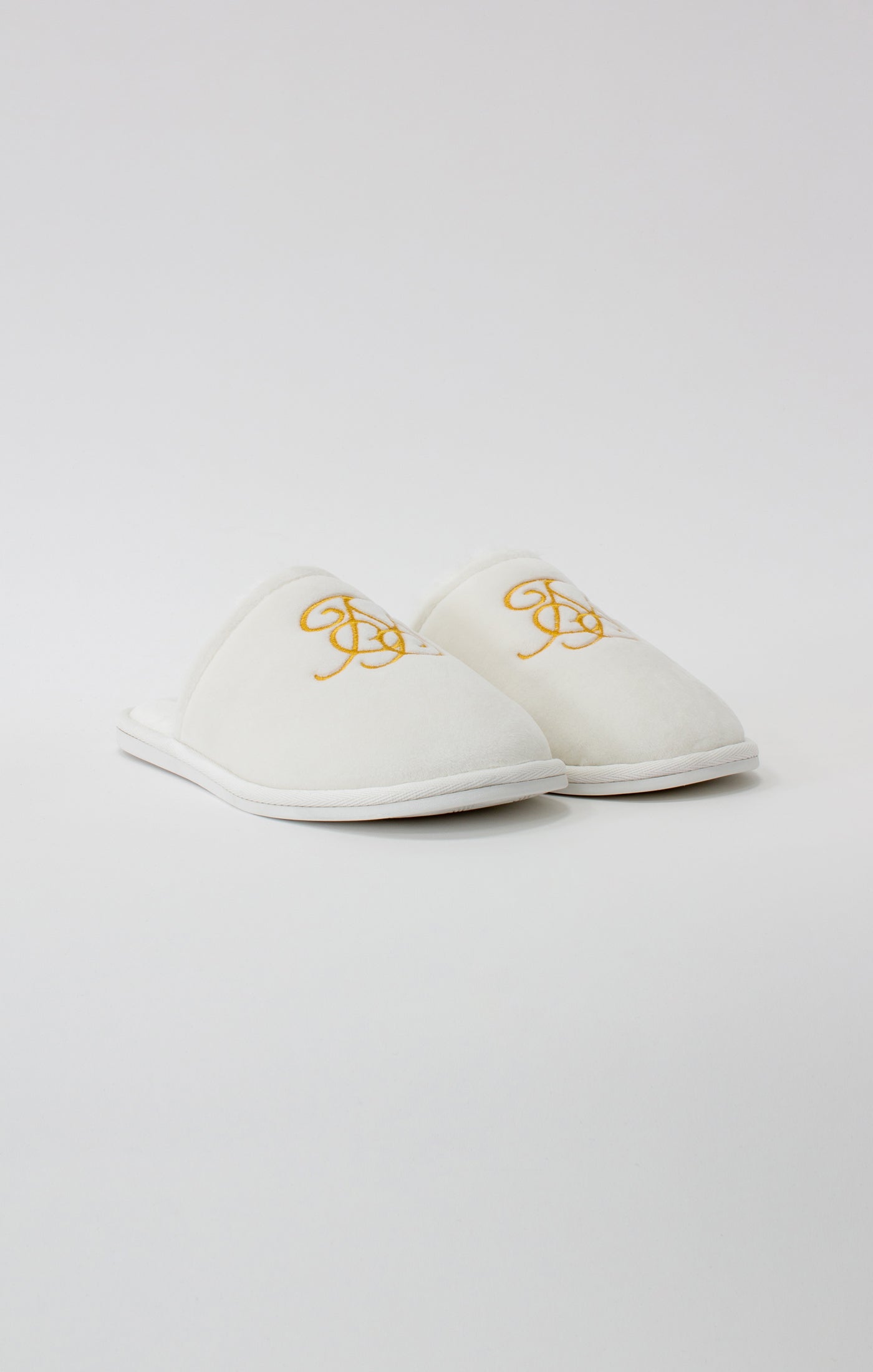 Cargar imagen en el visor de la galería, Zapatillas de Estar por Casa Blancas con Logotipo Bordado (1)