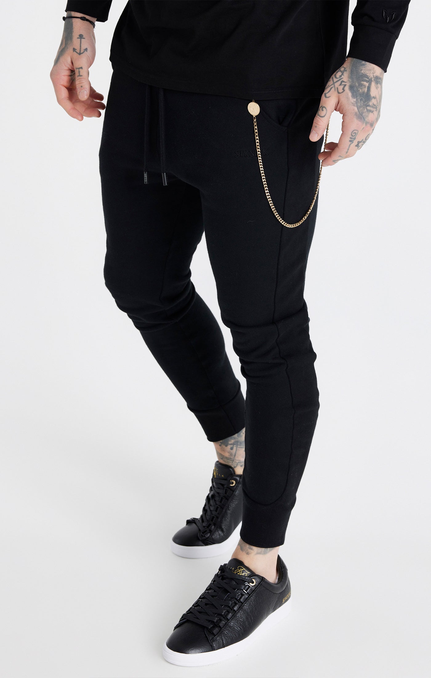 Cargar imagen en el visor de la galería, Pantalones Messi X SikSilk de chándal paneles con cadena - Negro (2)