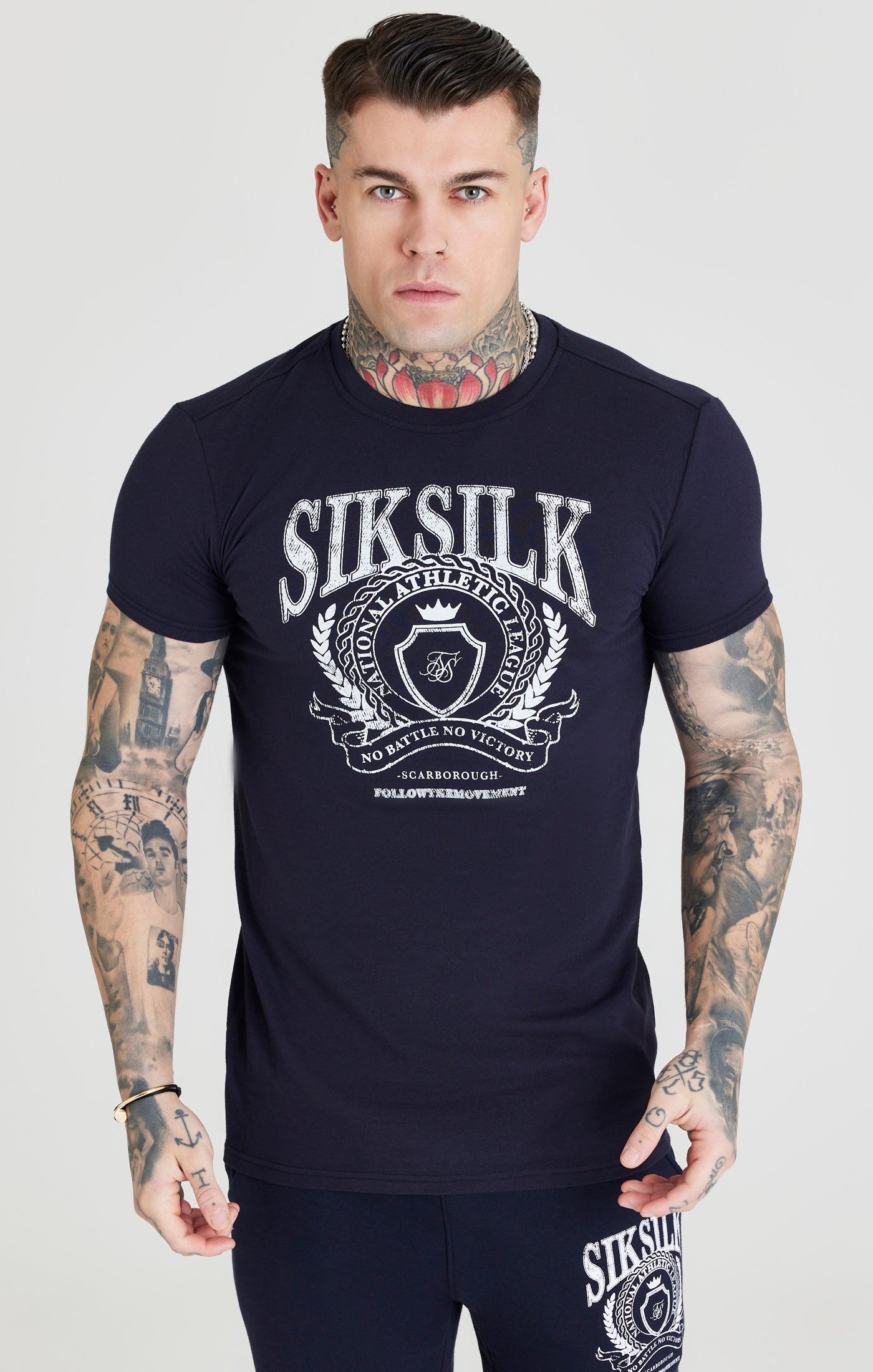 Cargar imagen en el visor de la galería, Camiseta universitaria de deporte SikSilk de manga corta - Azul marino (4)