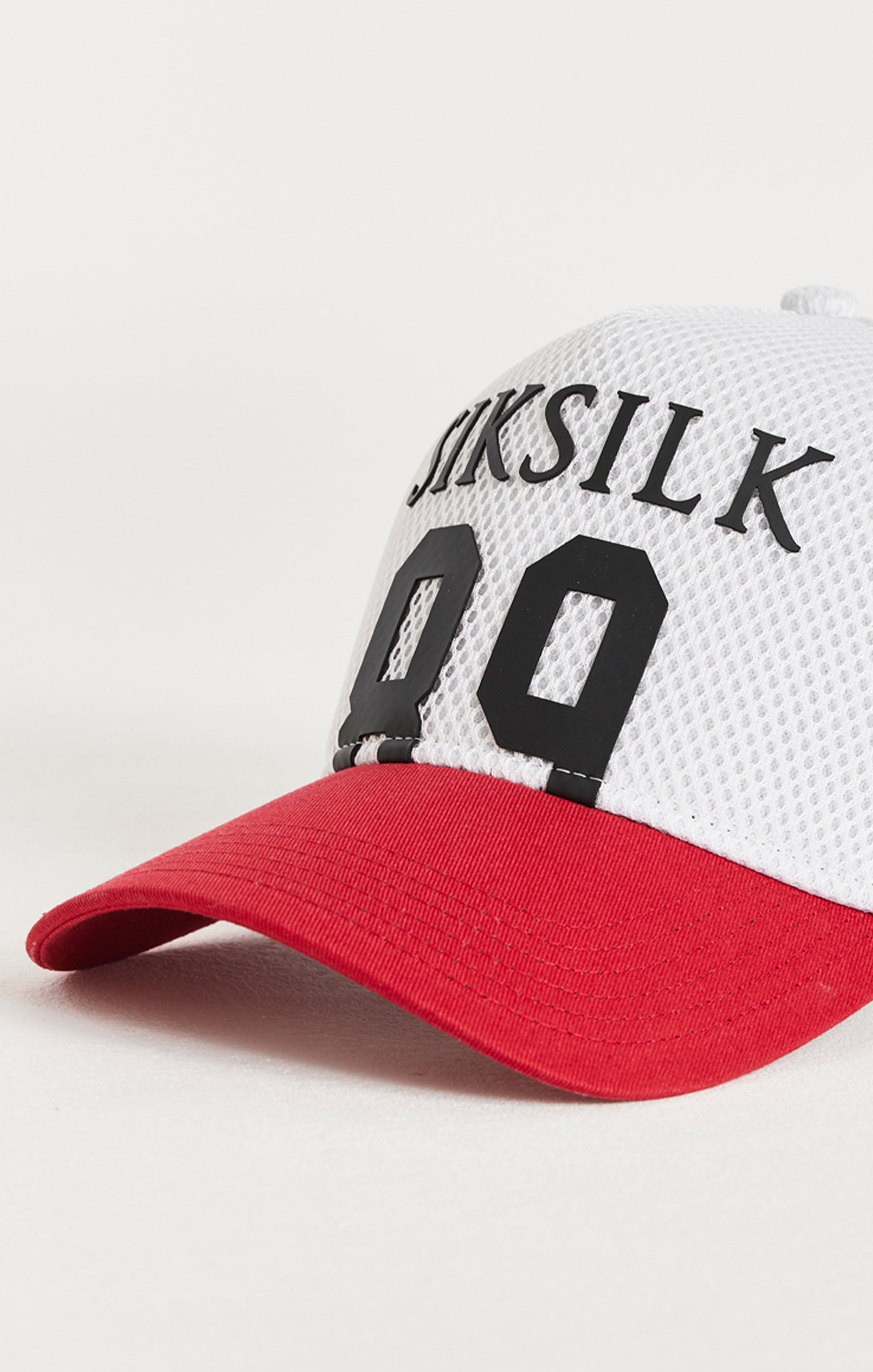 Cargar imagen en el visor de la galería, Gorra SikSilk 89 de malla - Blanco y rojo (1)