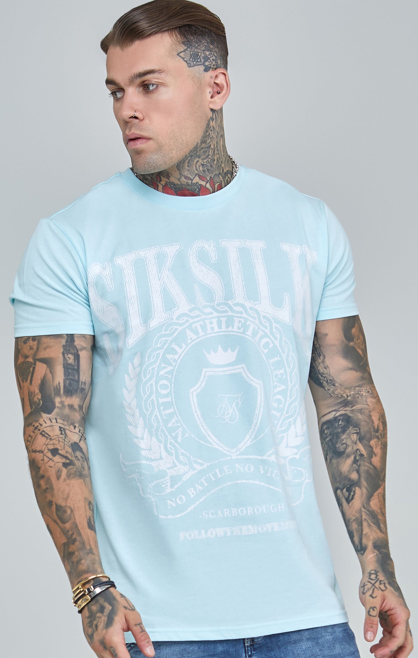 Cargar imagen en el visor de la galería, Camiseta universitaria SikSilk de corte cuadrado - Azul