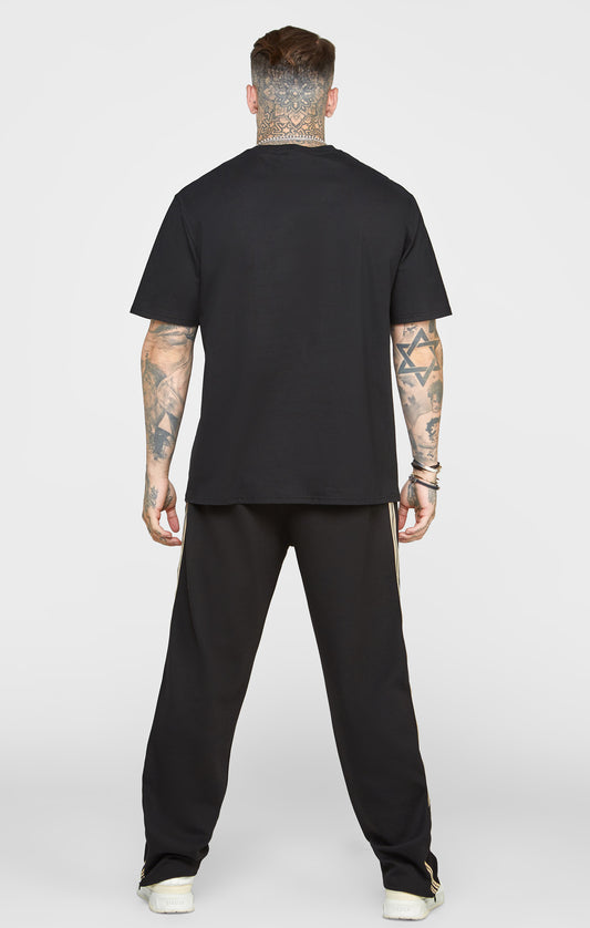 Camiseta Oversize Negra con Cadena