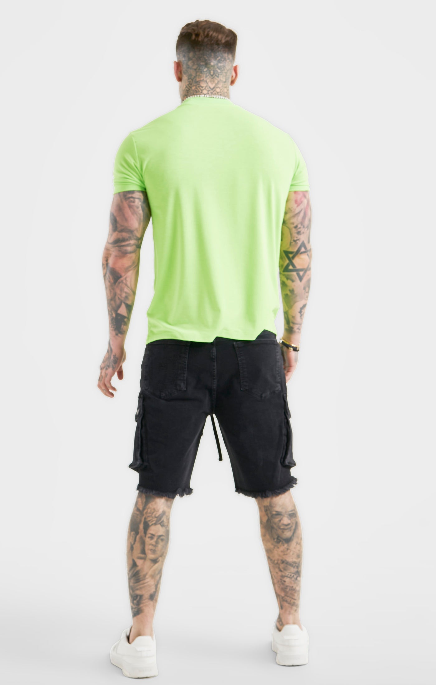 Cargar imagen en el visor de la galería, Camiseta Verde Cuello Alto Messi x SikSilk (5)