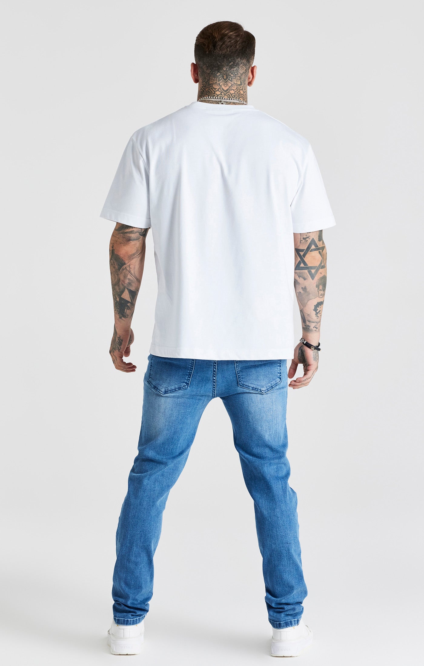 Laad de afbeelding in de Galerij viewer, Jeans Slim Desgastados Con Patchwork Azul (6)
