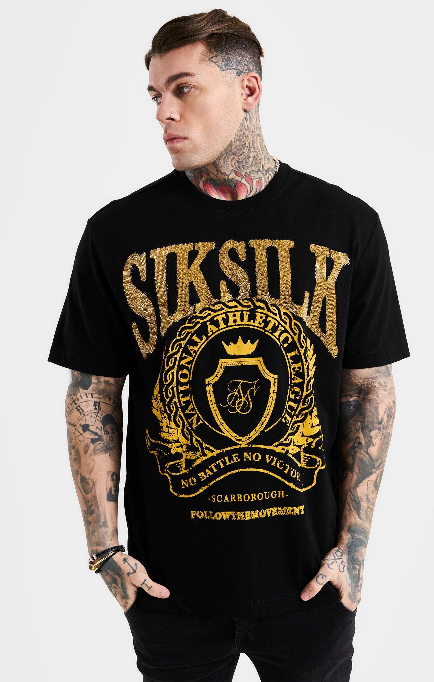 Cargar imagen en el visor de la galería, SikSilk Oversized Rhinestone Varsity T-Shirt - Black &amp; Gold