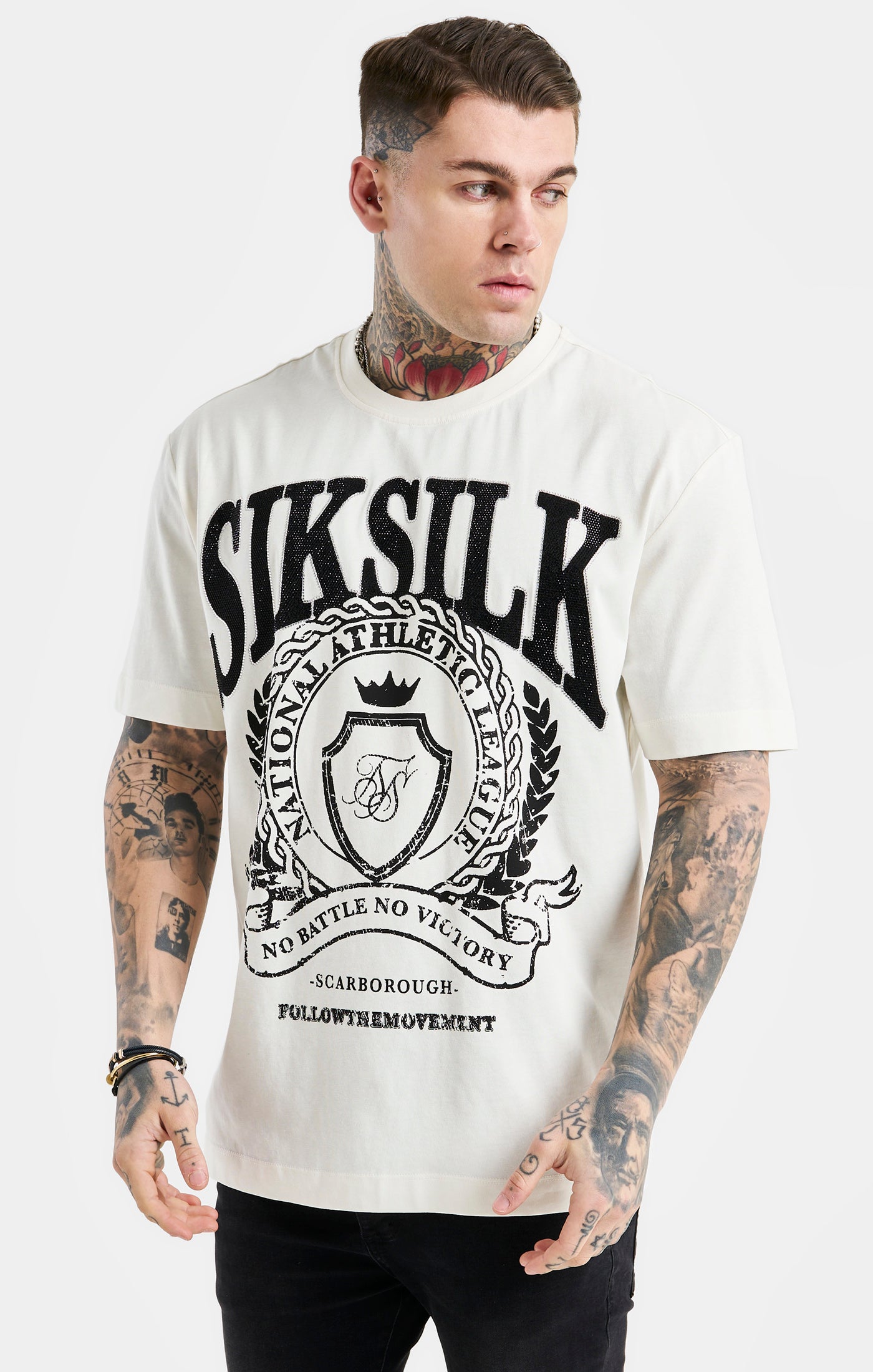 Cargar imagen en el visor de la galería, SikSilk Oversized Rhinestone Varsity T-Shirt - Ecru &amp; Black