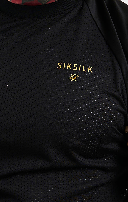 Camiseta deportiva SikSilk de malla - Negro y oro