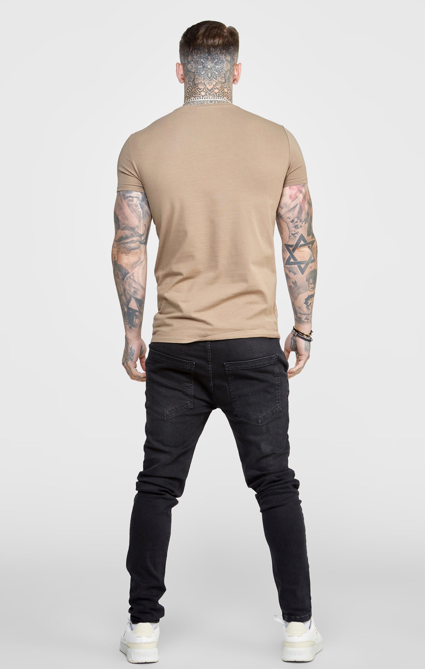 Cargar imagen en el visor de la galería, Khaki Twin Pack Muscle Fit T-Shirt (4)