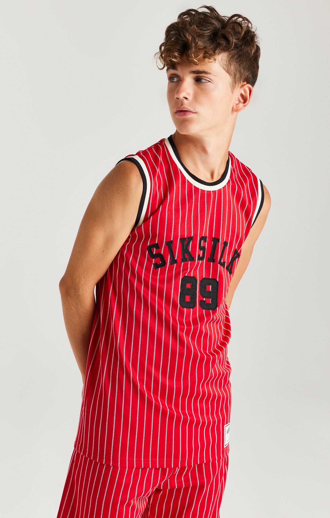 Cargar imagen en el visor de la galería, Camiseta de Tirantes de Baloncesto Clásica Retro SikSilk - Roja