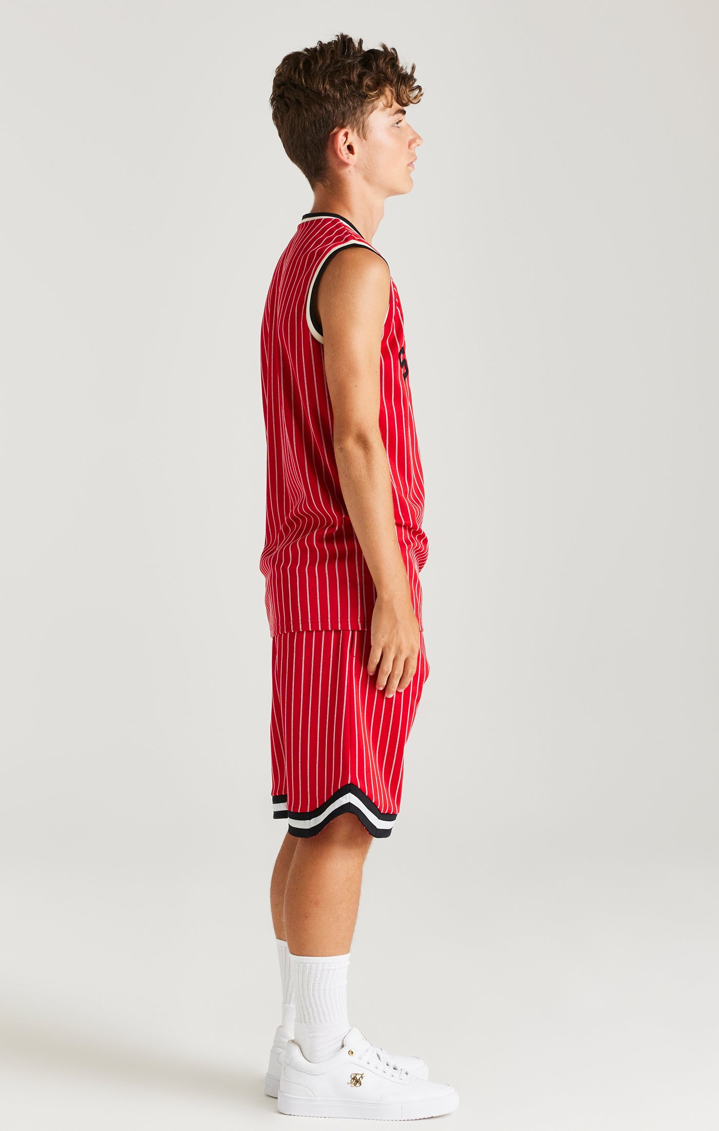 Cargar imagen en el visor de la galería, Camiseta de Tirantes de Baloncesto Clásica Retro SikSilk - Roja (5)