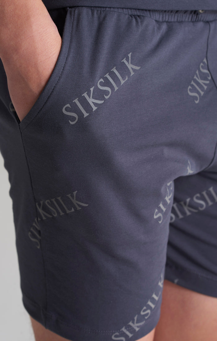 Cargar imagen en el visor de la galería, Pantalón corto SikSilk con estampado completo de monograma - Gris (6)