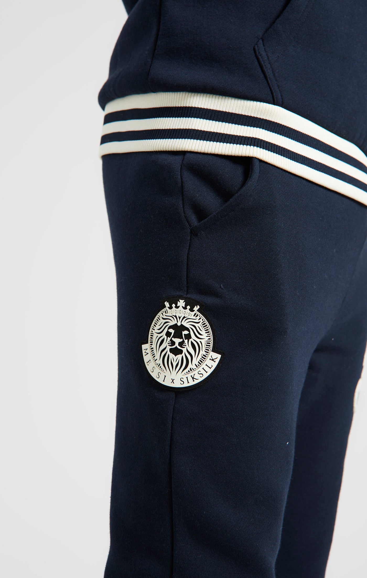 Cargar imagen en el visor de la galería, Boys Messi x SikSilk Navy Logo Pant (4)
