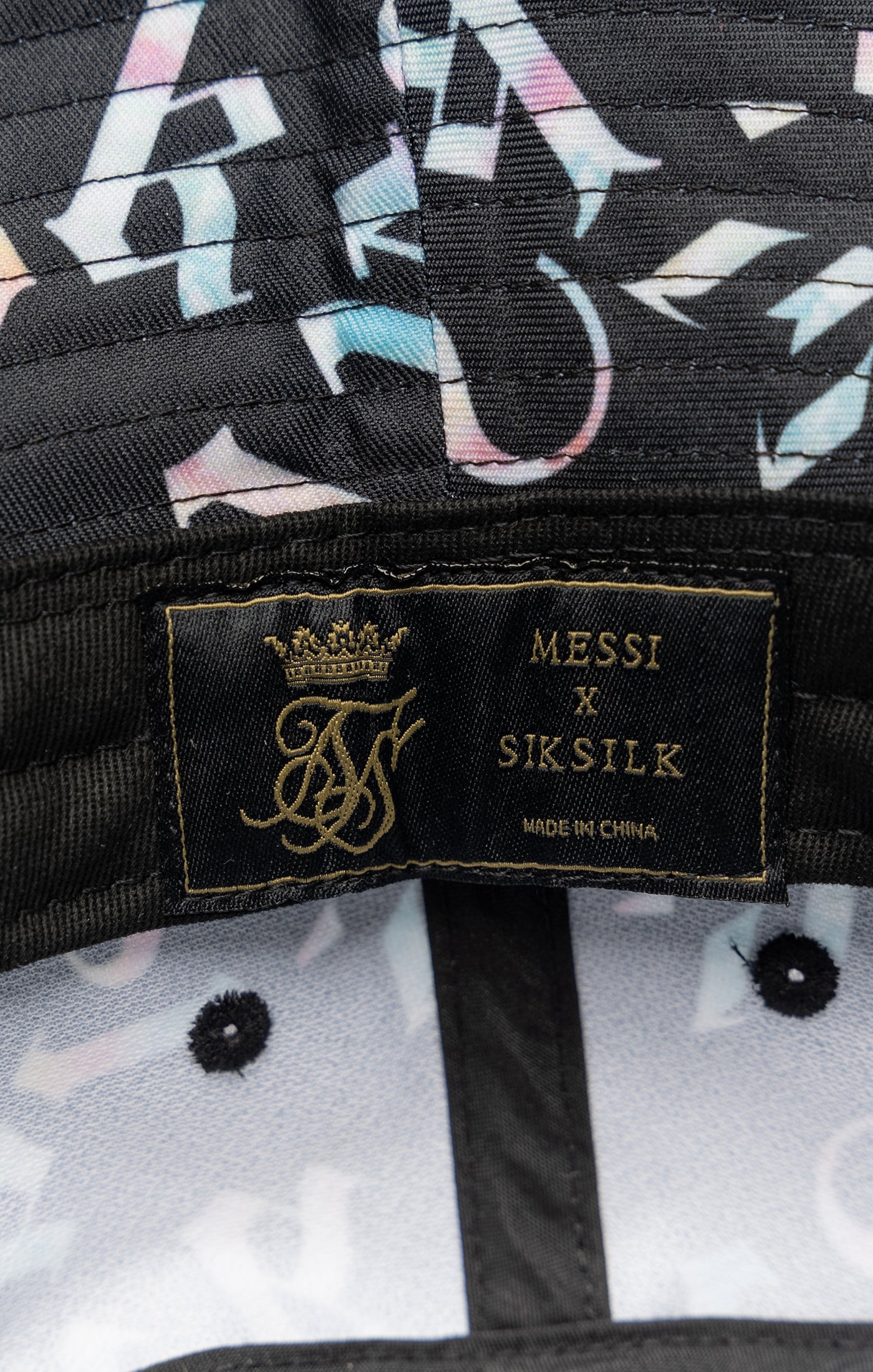 Cargar imagen en el visor de la galería, Messi x SikSilk AOP Bucket Hat - Black (1)