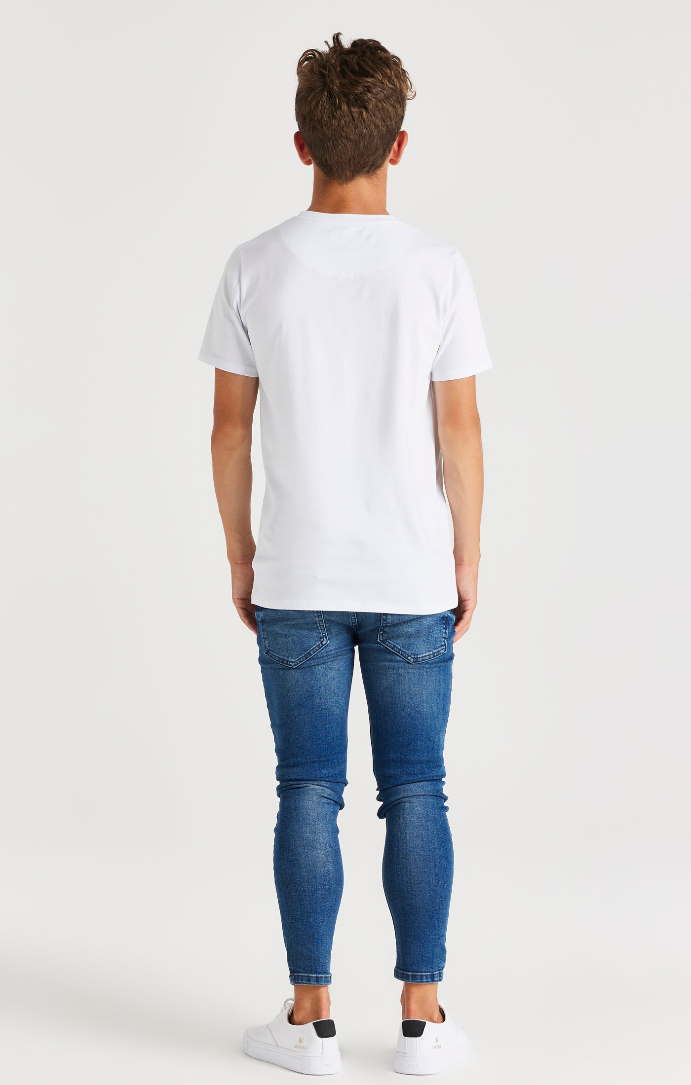 Cargar imagen en el visor de la galería, Camiseta SikSilk con la marca - Blanco (4)