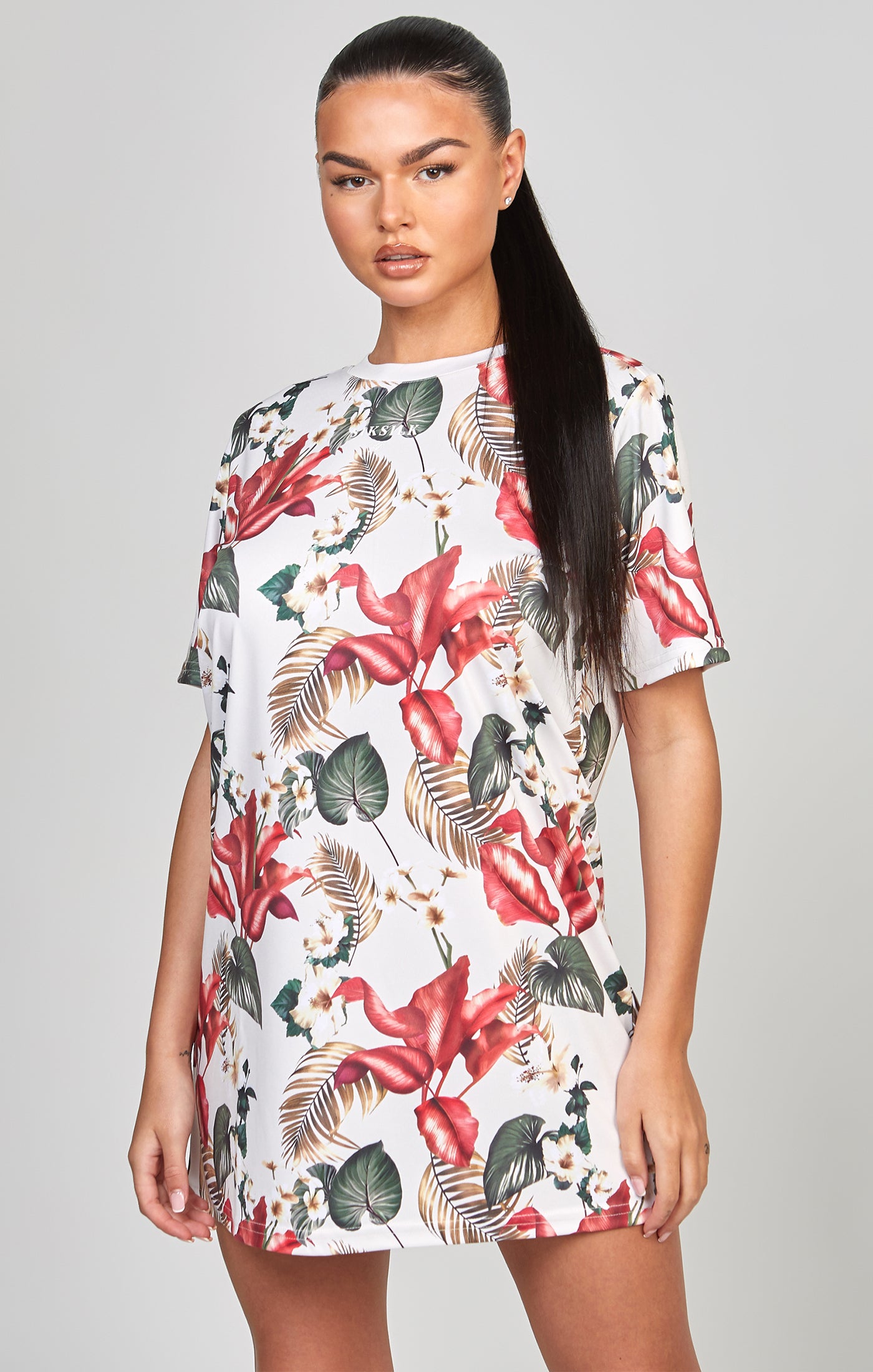 Laad de afbeelding in de Galerij viewer, Vestido Estilo Camiseta Con Estampado Tropical Retro