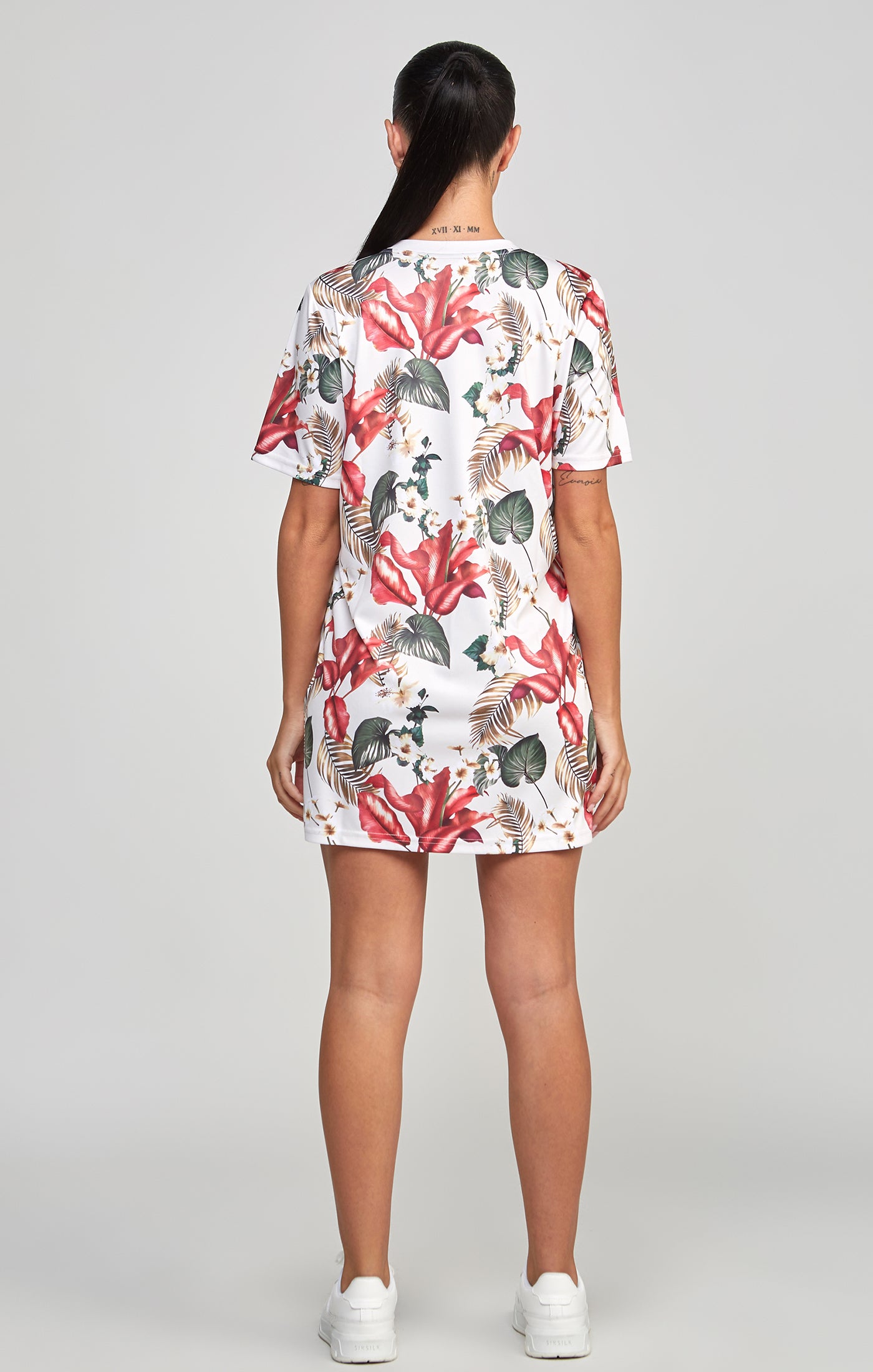 Laad de afbeelding in de Galerij viewer, Vestido Estilo Camiseta Con Estampado Tropical Retro (4)